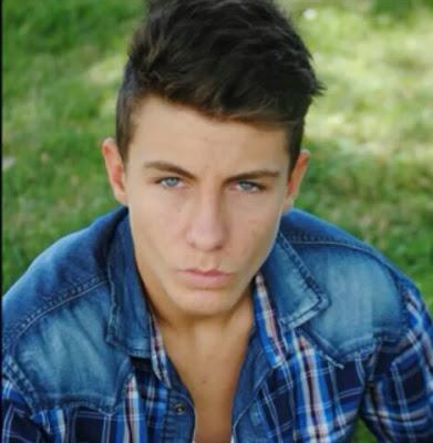 Aarón Blasco saca su primer disco, tras La Voz kids