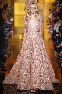 Elie Saab presenta una colección de ensueño con su Couture