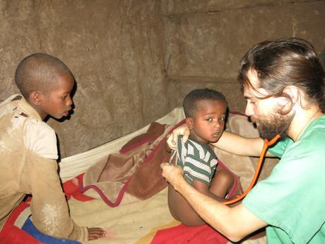 Entrevista en revista Mundo Negro: África te enseña a ser persona