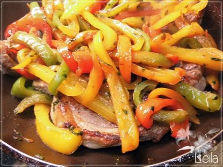 Cordero con pimientos