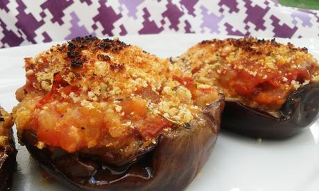 Berenjenas Rellenas de Tomates al Tomillo