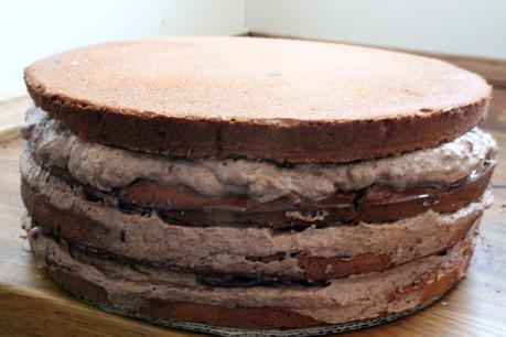 Tarta Piñata. Reto#52 semanas 24/52 tarta_piñata_mamiclic_paso4