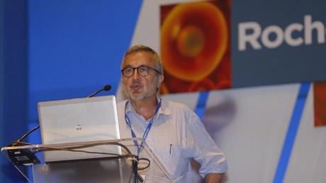 Oncologos diseñan una medicina personalizada que conjuga el perfil genetico para tratar el cancer.