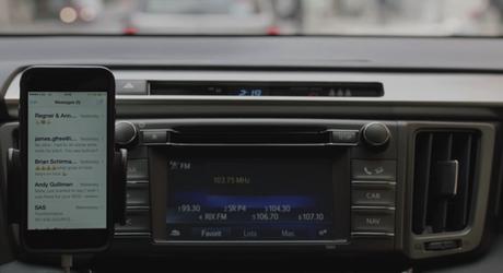 Una cuña de radio que pone tu móvil en modo avión mientras conduces