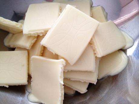 recetas delikatissen recetas caseras mousse postres fáciles y rápidos postres delikatissen postres con frambuesas postres blancos y rojos Mousse de chocolate blanco mousse de chocolate 