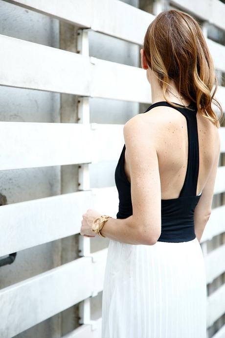 VESTIDO BLANCO Y NEGRO, CRONICAS DE UN DIA EN LA MFASHIONSHOWMEN