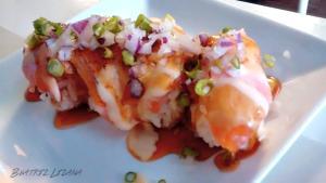 Nigiri flambeado con wasabi. Foto hecha con el móvil Moto G nigiri flambeado