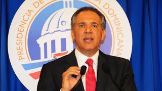 Peralta advierte a OEA gobierno no aceptará le trace pautas.