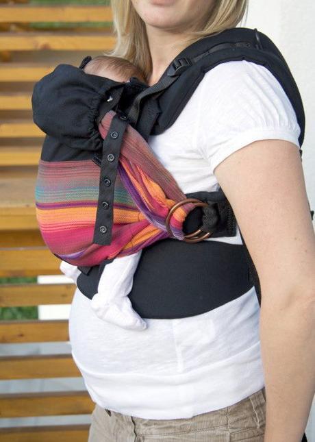 Las mochilas portabebés más frescas para el verano Mochila Emeibaby modelo Atardecer