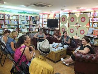 Tarde de charla y libros en Castellón