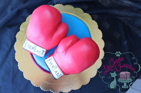 TARTA FONDANT GUANTES DE BOXEO PARA CLÉMENT