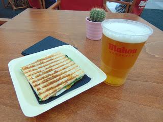 CRONICA DE UN DIA EN CINE DE CIBELES