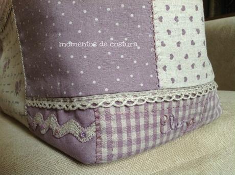 Bolso con linos malvas