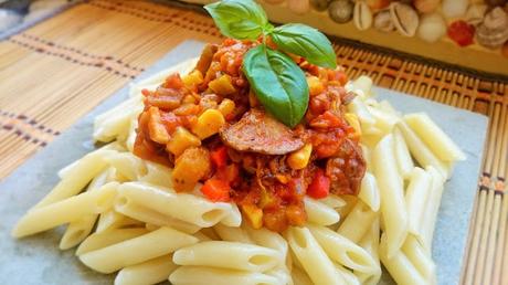 Macarrones con salsa de pisto