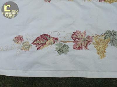 Mantel de Concha en punto de cruz