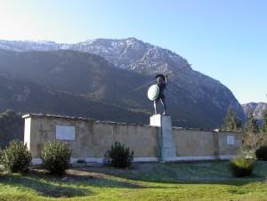 monumento-en-el-desfiladero