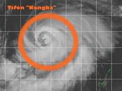 potente tifón "Nangka" apunta furia Japón