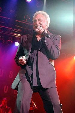 Tom Jones en Concierto