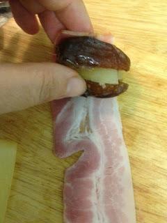 DATILES CON PERA Y BEICON