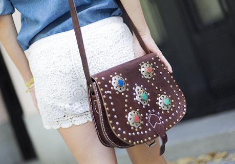 BE BOHOW. SHORTS CROCHÉ