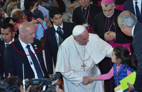 Domenico Giani, el expolicía siempre a la sombra del Papa