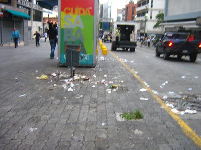 EL RECRE0 -LA  COMUNIDAD ESPERA RESPUESTA DE CONTROL URBANO EN LOS PRÓXIMOS DIAS SOBRE EL INFORME BULEVAR SABANA GRANDE SECTOR CHACAITO