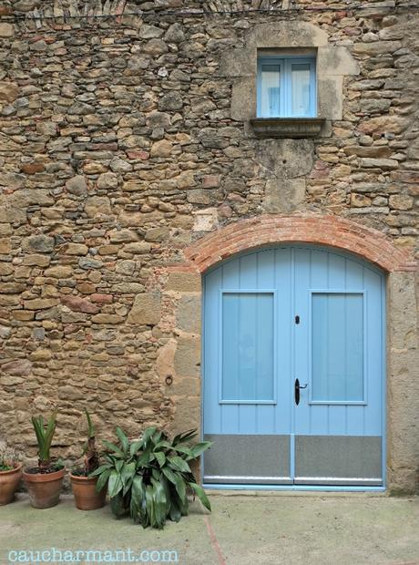 Pueblos medievales con encanto por los que perderse este verano 12 pueblos con encanto medieval madremanya baix empordà fujifilm x-e1