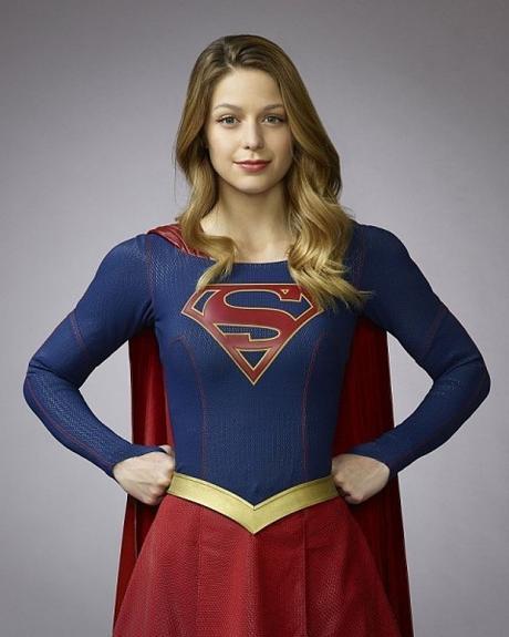 Melissa Benoist interpreta a Kara Danvers/Supergirl