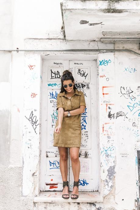 Suede_Dress-Louis_Vuitton_Red_Bag-Monogram.Isabel_Marant_Sandals-Outfit-Street_Style-Conversano-Italy_Road_Trip-3