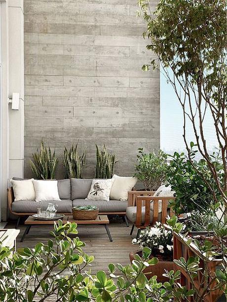 terrazas y balcones decoración plantas y flores decoración exterior mesas de verano Inspiración para decorar terrazas y balcones hacer muebles con palets cajas estilo nórdico escandinavo espacios exteriores decoración blog decoración nórdica balcones terrazas diy 