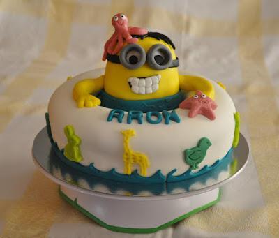Tarta Minion En La Playa