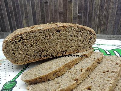 Pan integral de calabacin con semillas de amapola, sésamo, linaza y girasol.