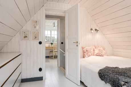vacaciones nordicas lugares idilicos estilo nórdico estilo escandinavo Casita de verano en Gotland suecia casas playa y bosque suecia casas de vacaciones nórdicas casas de vacaciones blog decoracion interiores alojamiento suecia 