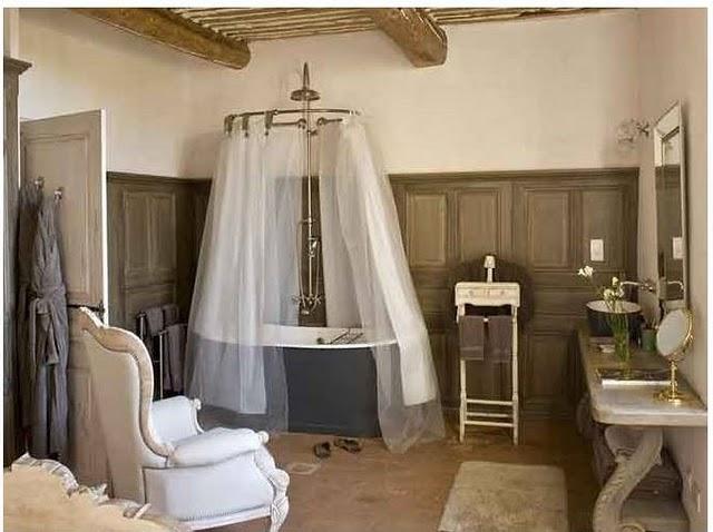 Habitación con baño: inspiración romántica