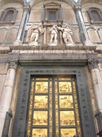 Puerta del Paraíso, Baptiserio