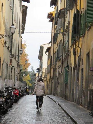 Calles mojadas de Florencia