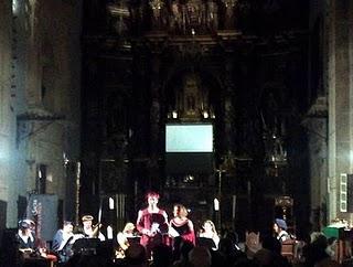 El hombre encuentra lo que busca