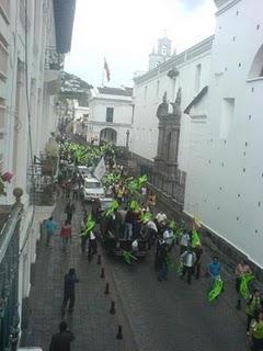 Autosecuestro en primera fila