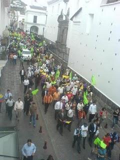 Autosecuestro en primera fila