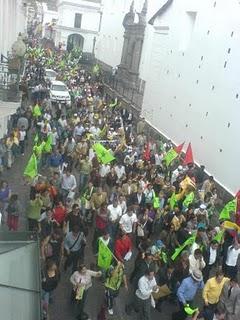 Autosecuestro en primera fila