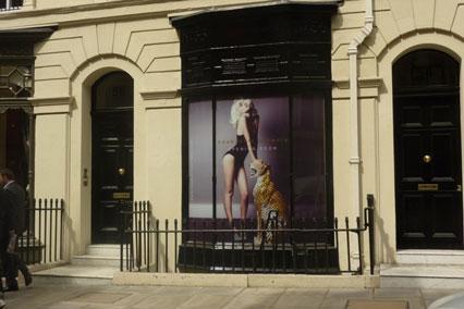 QUIERO UNOS CHARLOTTE OLYMPIA !!!