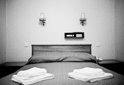 ¿Habitación de hotel o cama de hospital?