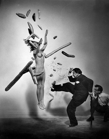 Philippe Halsman – Saltando