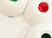 Polyp cesto para ropa creado Helena Steiner