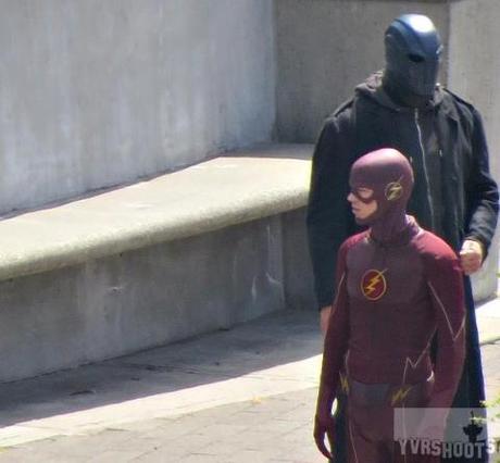 Fotos del rodaje de la 2da temporada de #TheFlash muestran la presencia de un nuevo villano