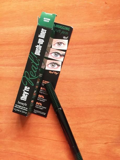 Visita la Boutique Benefit en Madrid y #coloreatumirada