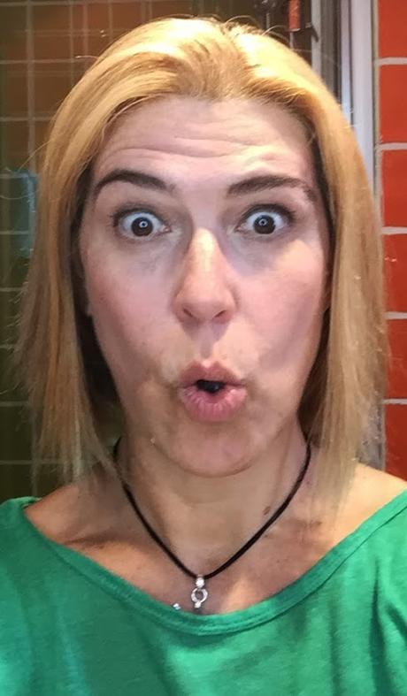 Visita la Boutique Benefit en Madrid y #coloreatumirada