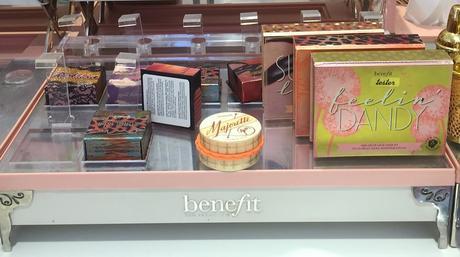 Visita la Boutique Benefit en Madrid y #coloreatumirada