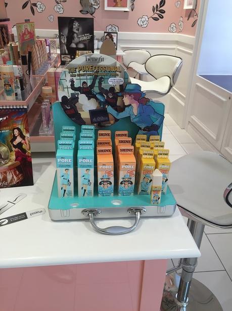 Visita la Boutique Benefit en Madrid y #coloreatumirada