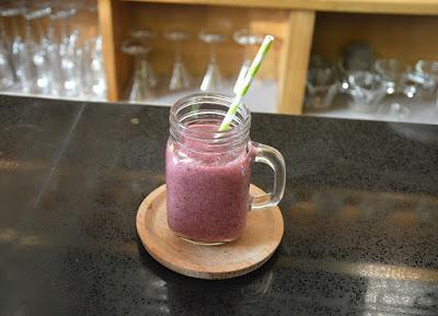 Receta Qikely: Smoothie de Avena, Piña y Blueberries